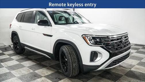 2025 Volkswagen Atlas 2.0T Peak Edition