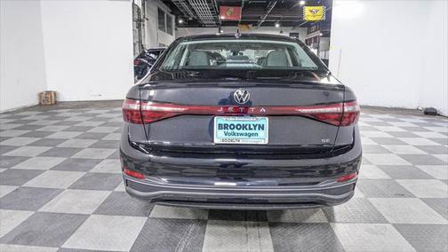 2025 Volkswagen Jetta 1.5T SE