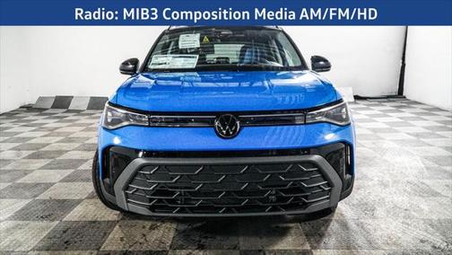 2025 Volkswagen Taos 1.5T SE Black