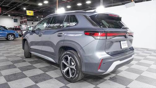2025 Volkswagen Tiguan 2.0T SE 4MOTION