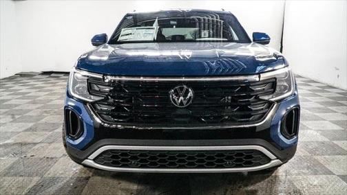 2025 Volkswagen Atlas Cross Sport 2.0T SE w/Technology 4MOTION
