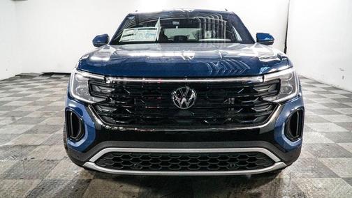 2025 Volkswagen Atlas Cross Sport 2.0T SE w/Technology 4MOTION