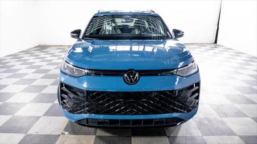 2025 Volkswagen Tiguan 2.0T SE R-Line Black 4MOTION