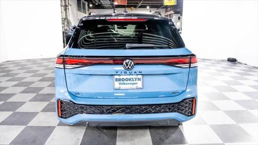 2025 Volkswagen Tiguan 2.0T SE R-Line Black 4MOTION