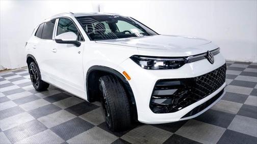 2025 Volkswagen Tiguan 2.0T SEL R-Line 4MOTION