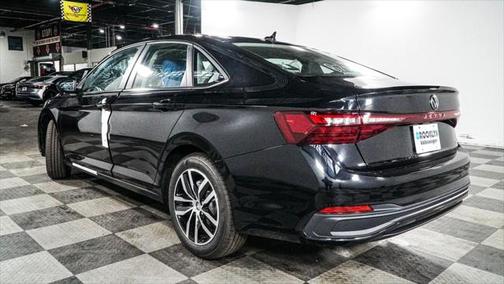 2025 Volkswagen Jetta 1.5T SE