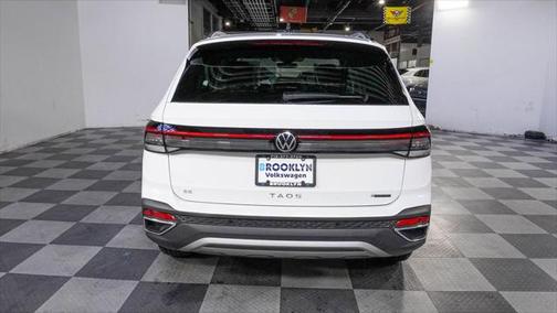 2025 Volkswagen Taos 1.5T SE