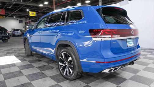 2025 Volkswagen Atlas 2.0T SEL Premium R-Line 4MOTION