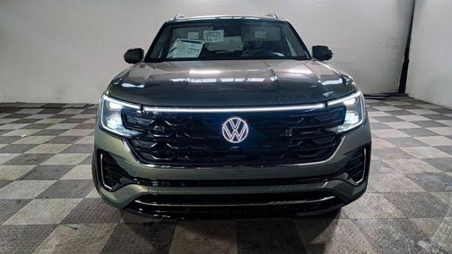 2025 Volkswagen Atlas 2.0T SEL Premium R-Line 4MOTION