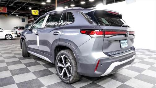 2025 Volkswagen Tiguan 2.0T SE 4MOTION