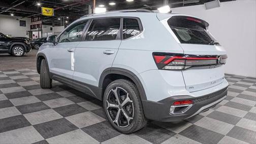 2025 Volkswagen Taos 1.5T SEL