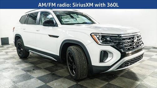 2025 Volkswagen Atlas 2.0T Peak Edition