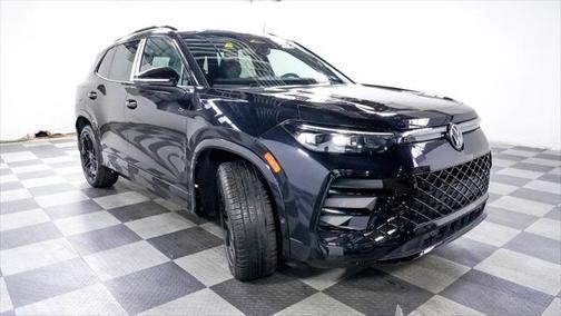 2025 Volkswagen Tiguan 2.0T SE R-Line Black 4MOTION