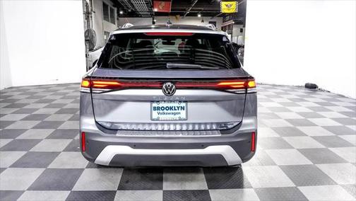 2025 Volkswagen Tiguan 2.0T SE 4MOTION