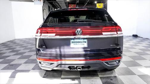 2025 Volkswagen Atlas Cross Sport 2.0T SE w/Technology 4MOTION