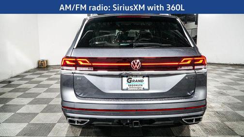 2025 Volkswagen Atlas 2.0T SEL Premium R-Line 4MOTION