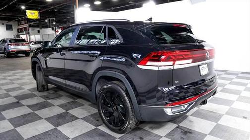 2025 Volkswagen Atlas Cross Sport 2.0T SE w/Technology 4MOTION