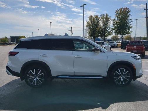 2022 INFINITI QX60 SENSORY