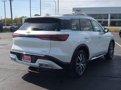 2022 INFINITI QX60 SENSORY
