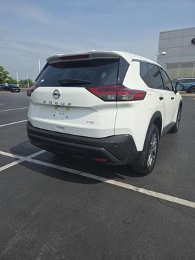 2021 Nissan Rogue S