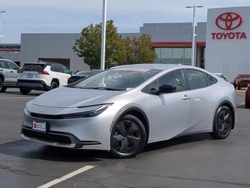 2024 Toyota Prius Prime SE