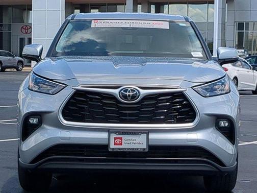 2024 Toyota Highlander LE