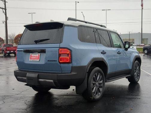 2026 Toyota Land Cruiser Base