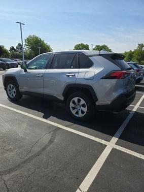 2023 Toyota RAV4 LE