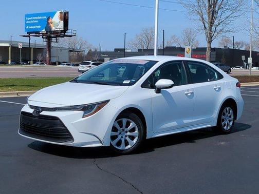 Ice Cap 2024 Toyota Corolla LE