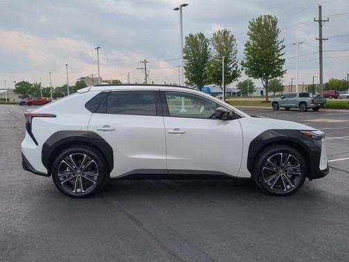 2024 Toyota bZ4X Limited