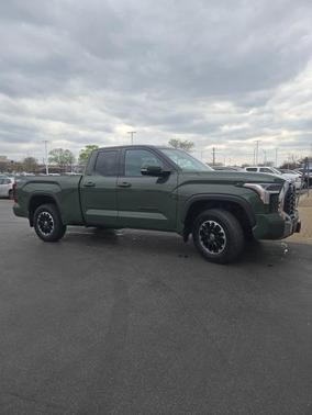2022 Toyota Tundra SR5