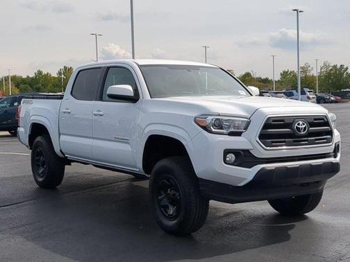 2016 Toyota Tacoma SR5