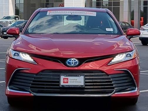 2024 Toyota Camry Hybrid XLE