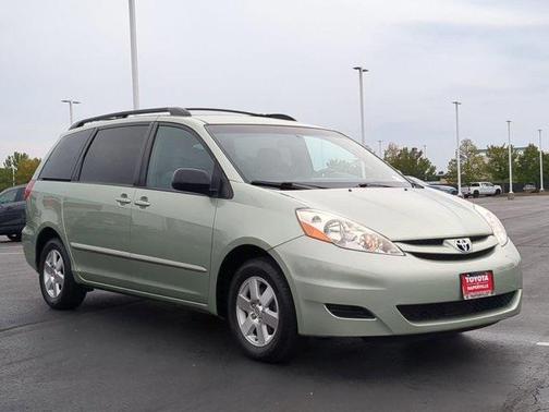 2007 Toyota Sienna LE