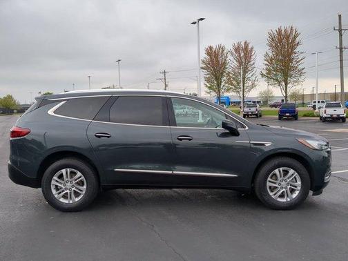 2018 Buick Enclave Essence