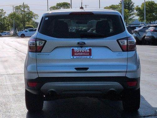 INGOT SILVER METALLIC 2017 Ford Escape SE