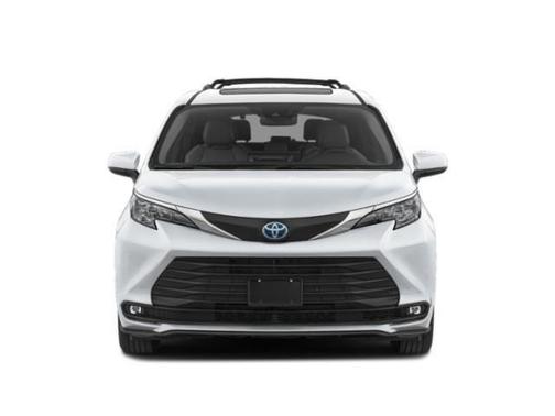 2025 Toyota Sienna XLE 7 Passenger