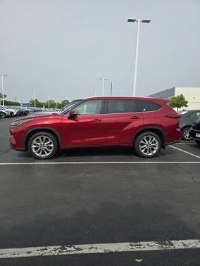 2022 Toyota Highlander Limited