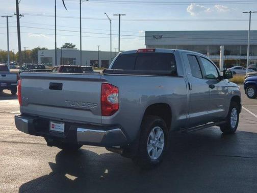 2017 Toyota Tundra SR5