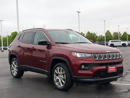 2022 Jeep Compass Latitude Lux