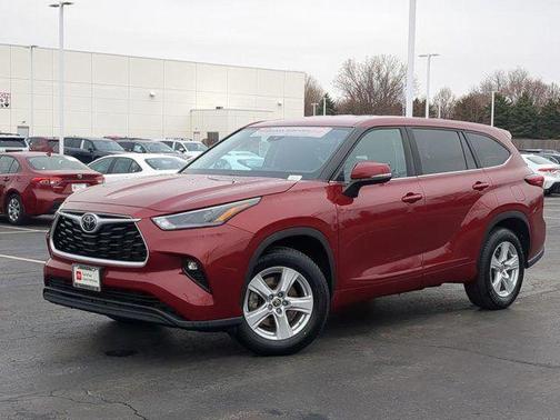 2023 Toyota Highlander LE