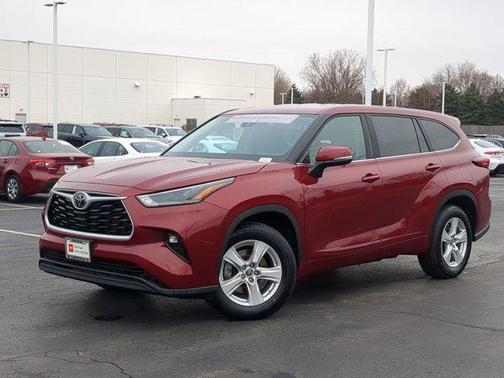 2023 Toyota Highlander LE