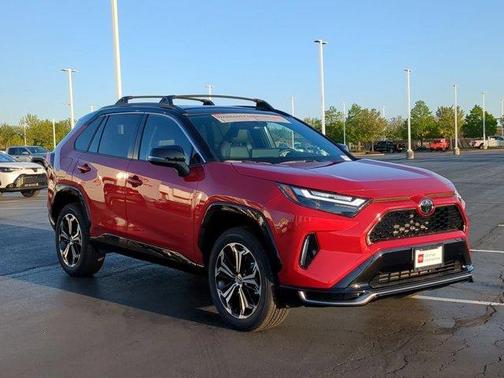 2025 Toyota RAV4 Hybrid SE
