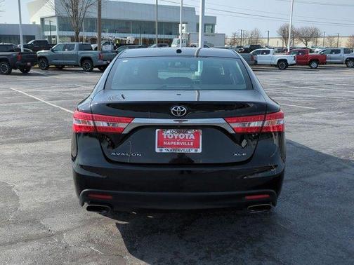 Attitude Black 2014 Toyota Avalon XLE Premium
