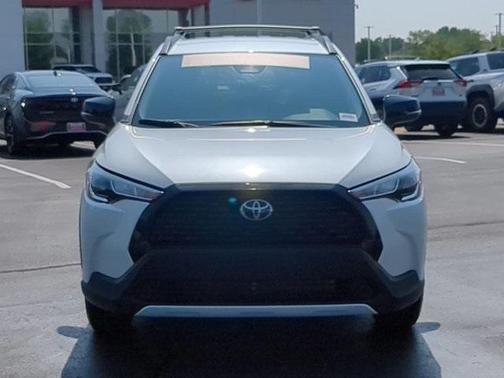 2025 Toyota Corolla Cross LE