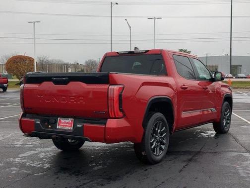 2025 Toyota Tundra Hybrid Platinum