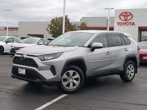 2022 Toyota RAV4 LE