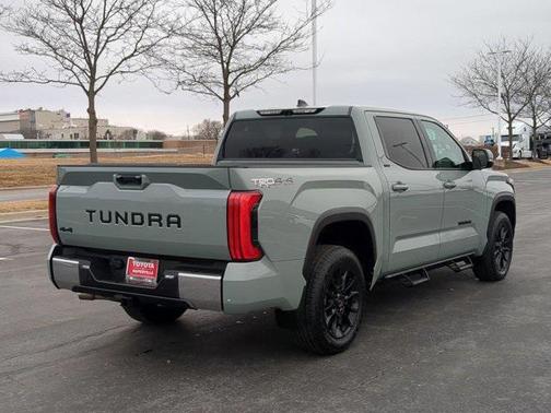 2023 Toyota Tundra SR5
