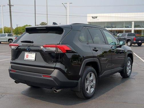 2024 Toyota RAV4 Hybrid XLE