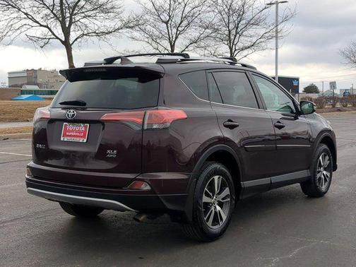 2016 Toyota RAV4 XLE